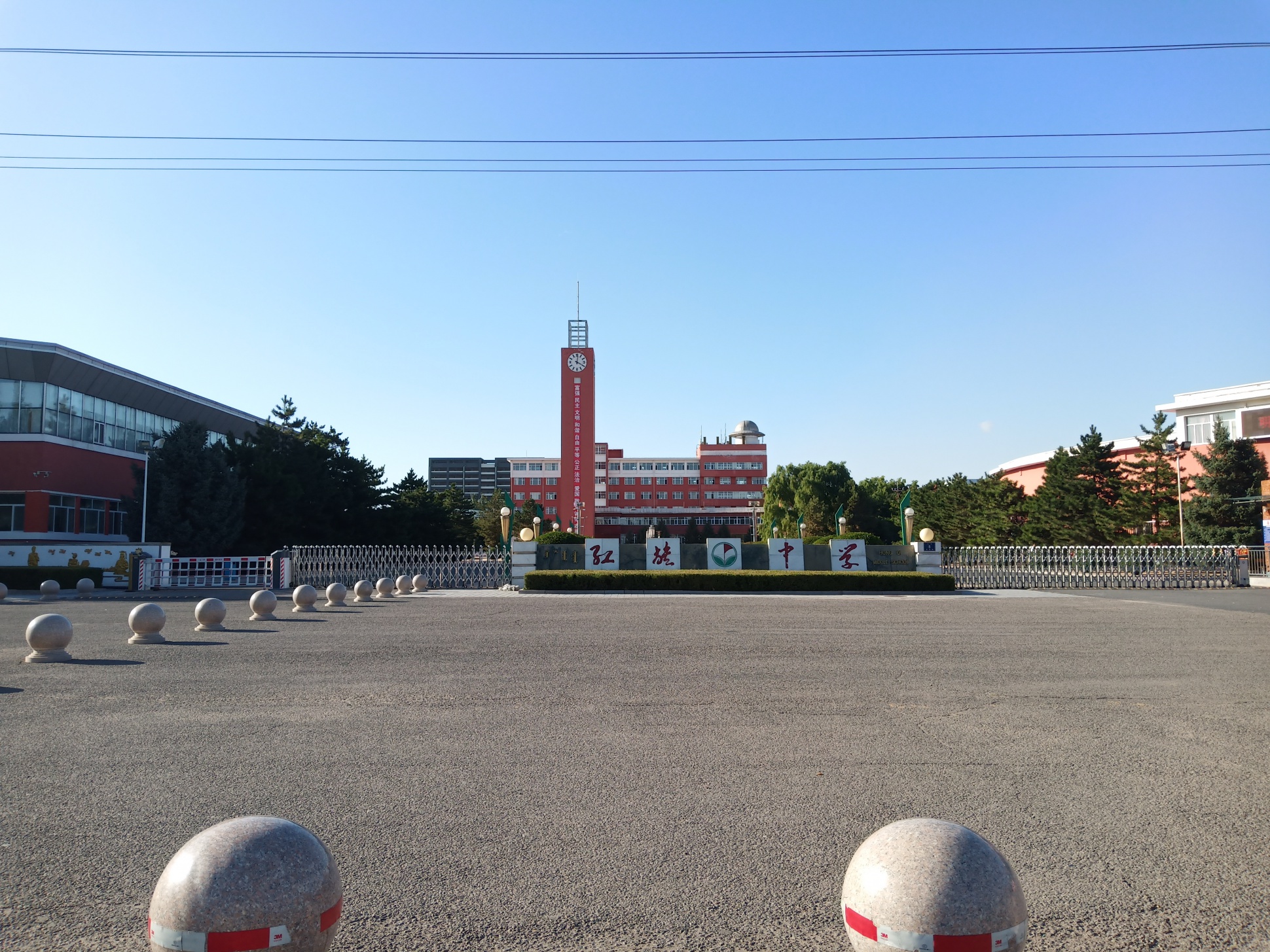 歡迎新用戶〖赤峰紅旗中學(xué)、紅山區(qū)弘亞學(xué)?！浇尤氤喾鍎?chuàng)安保安服務(wù)有限公司【一鍵式視頻雙向?qū)χv110聯(lián)網(wǎng)報(bào)警系統(tǒng)】